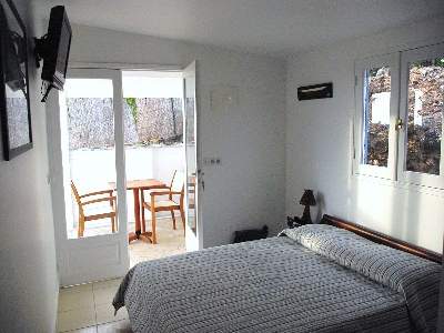 B&B Acacia